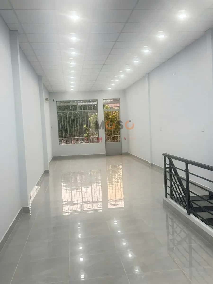 Cho thuê nhà mặt tiền Lý Thường Kiệt Tân Bình, TP.HCM – giá 30 triệu — Hình 3