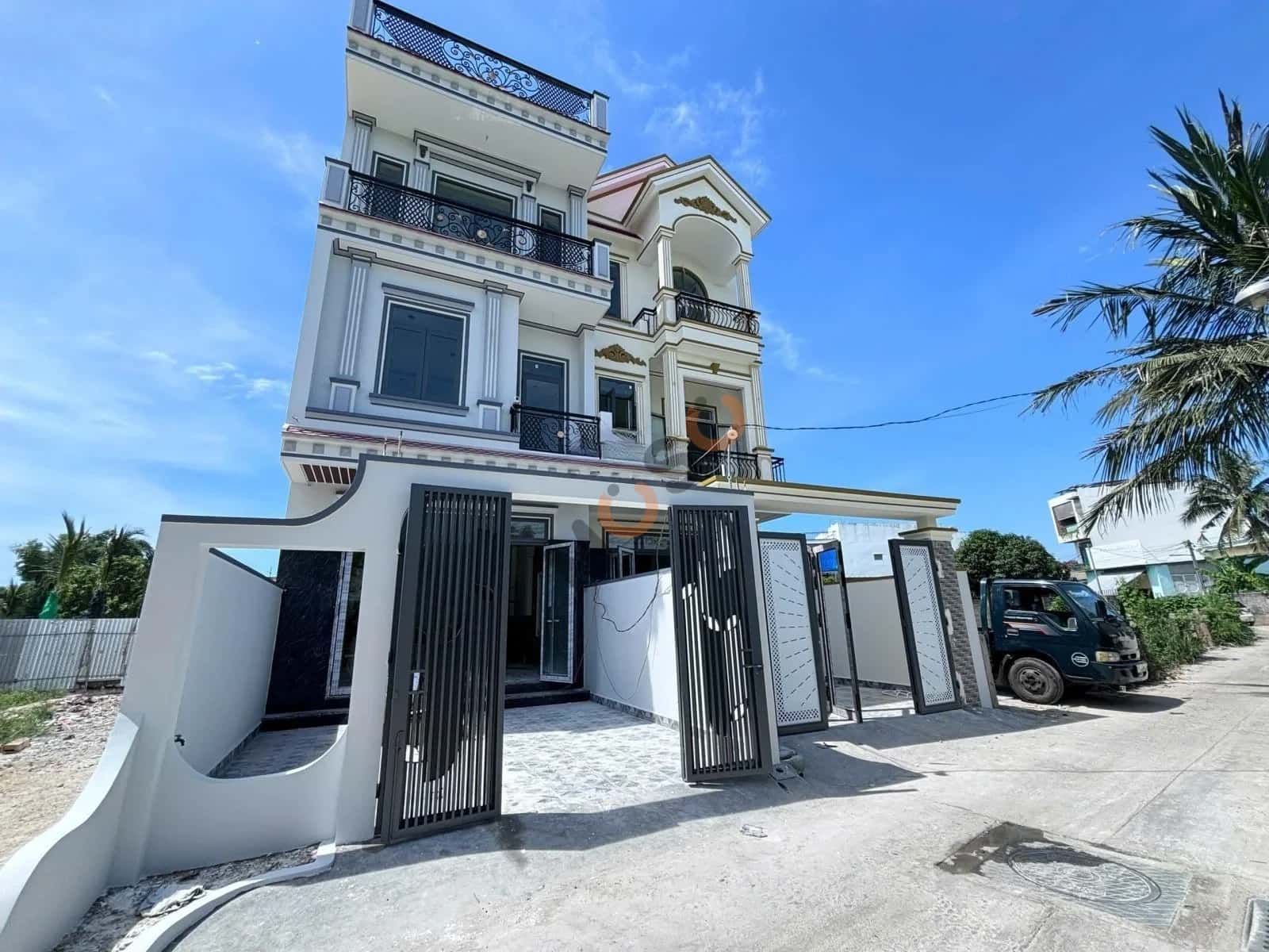 Bán nhà mặt tiền đường Cầu Bè, thôn Phú Vinh  Thành phố Nha Trang, Khánh Hòa – 3 phòng ngủ, giá 5.2 tỷ — Hình 2