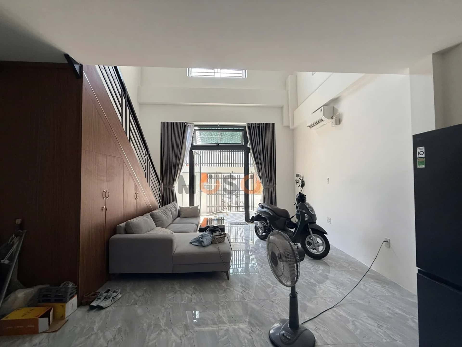 Cho thuê nhà hẻm Nguyễn Khuyến Thành phố Nha Trang, Khánh Hòa – 2 phòng ngủ, giá 14 triệu — Hình 2