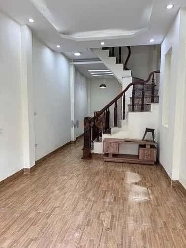 Cho thuê nhà hẻm Ba Đình, Hà Nội – 4 phòng ngủ, giá 15 triệu — Hình 2