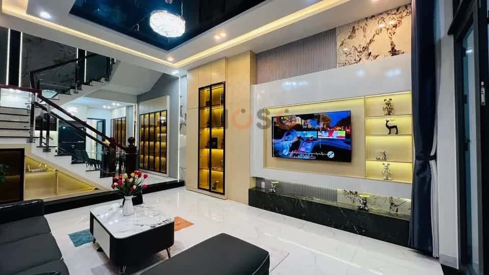 Bán nhà mặt tiền Dương Đức Hiền Quận Liên Chiểu, TP. Đà Nẵng – 4 phòng ngủ, giá 7.7 tỷ — Hình 3