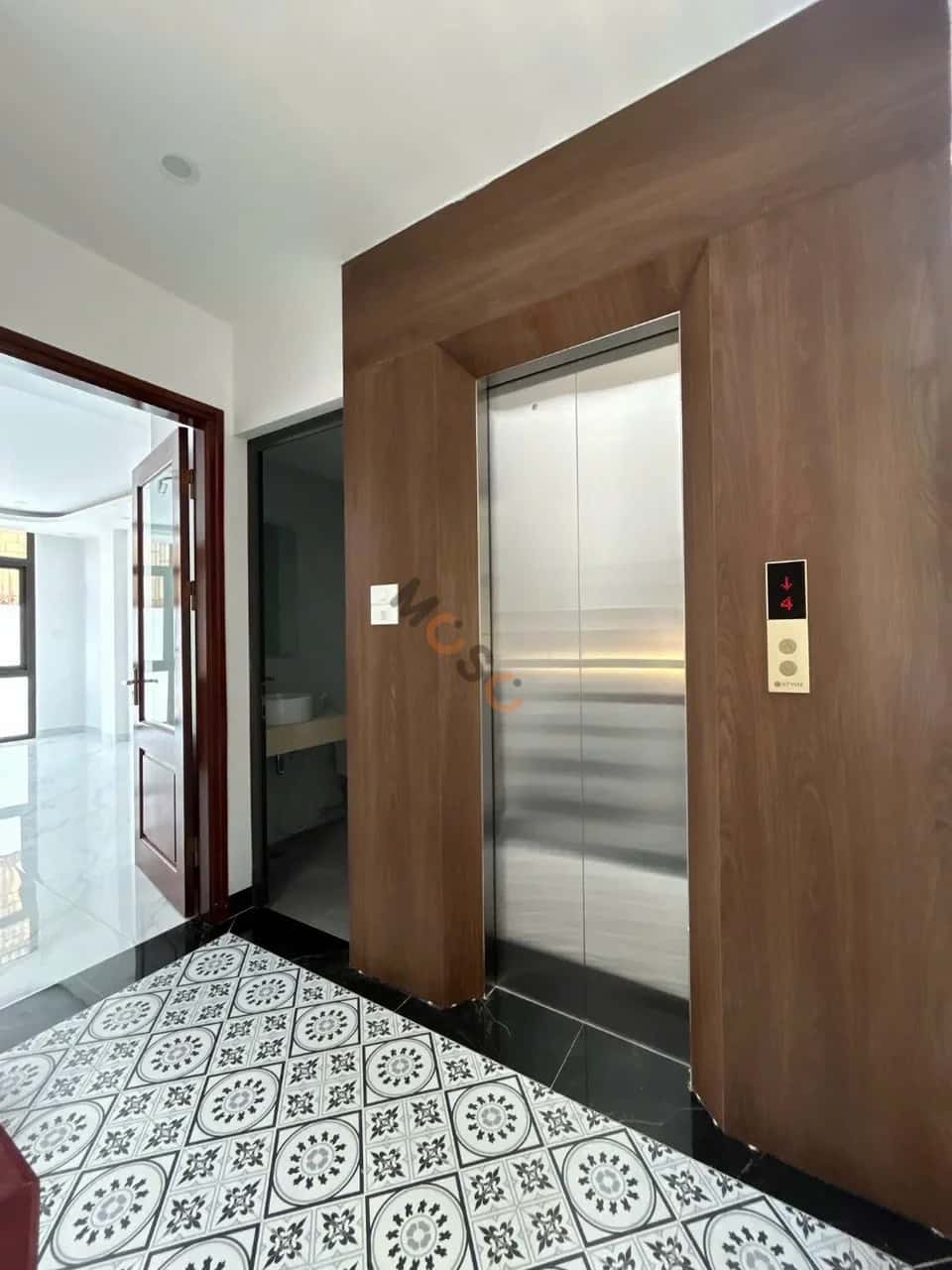 Bán nhà mặt tiền giảng võ  Quận Ba Đình, TP. Hà Nội – 6 phòng ngủ, giá 16 tỷ — Hình 2
