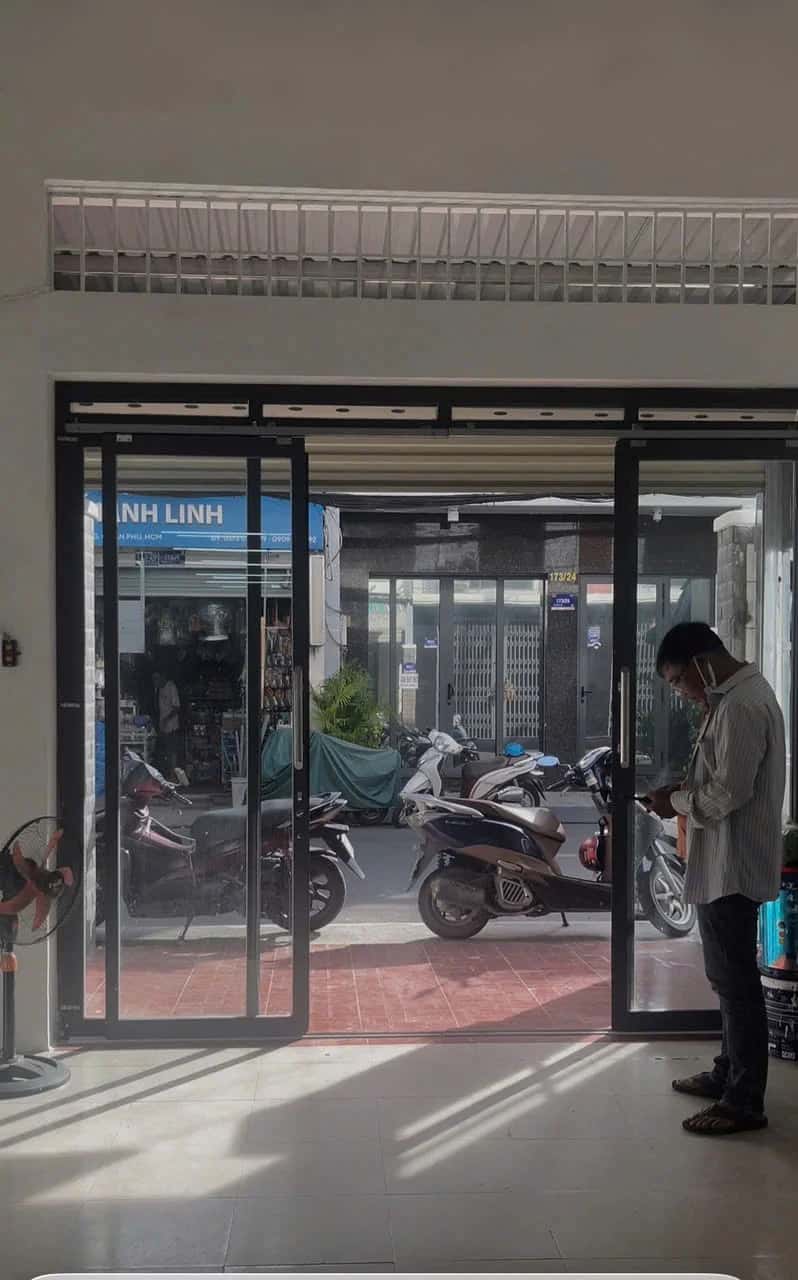 Cho thuê nhà hẻm 1 Quận Tân Phú, TP.HCM – 2 phòng ngủ, giá 12 triệu