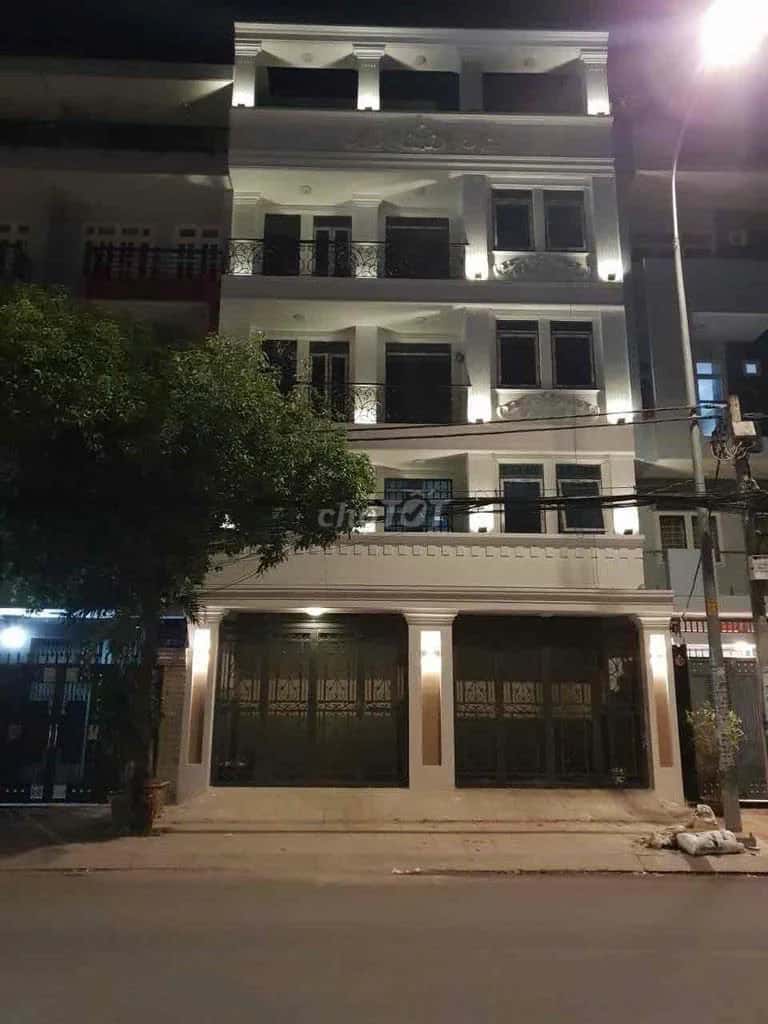 Cho thuê nhà hẻm 23 Quận 6, TP.HCM – 2 phòng ngủ, giá 120 triệu