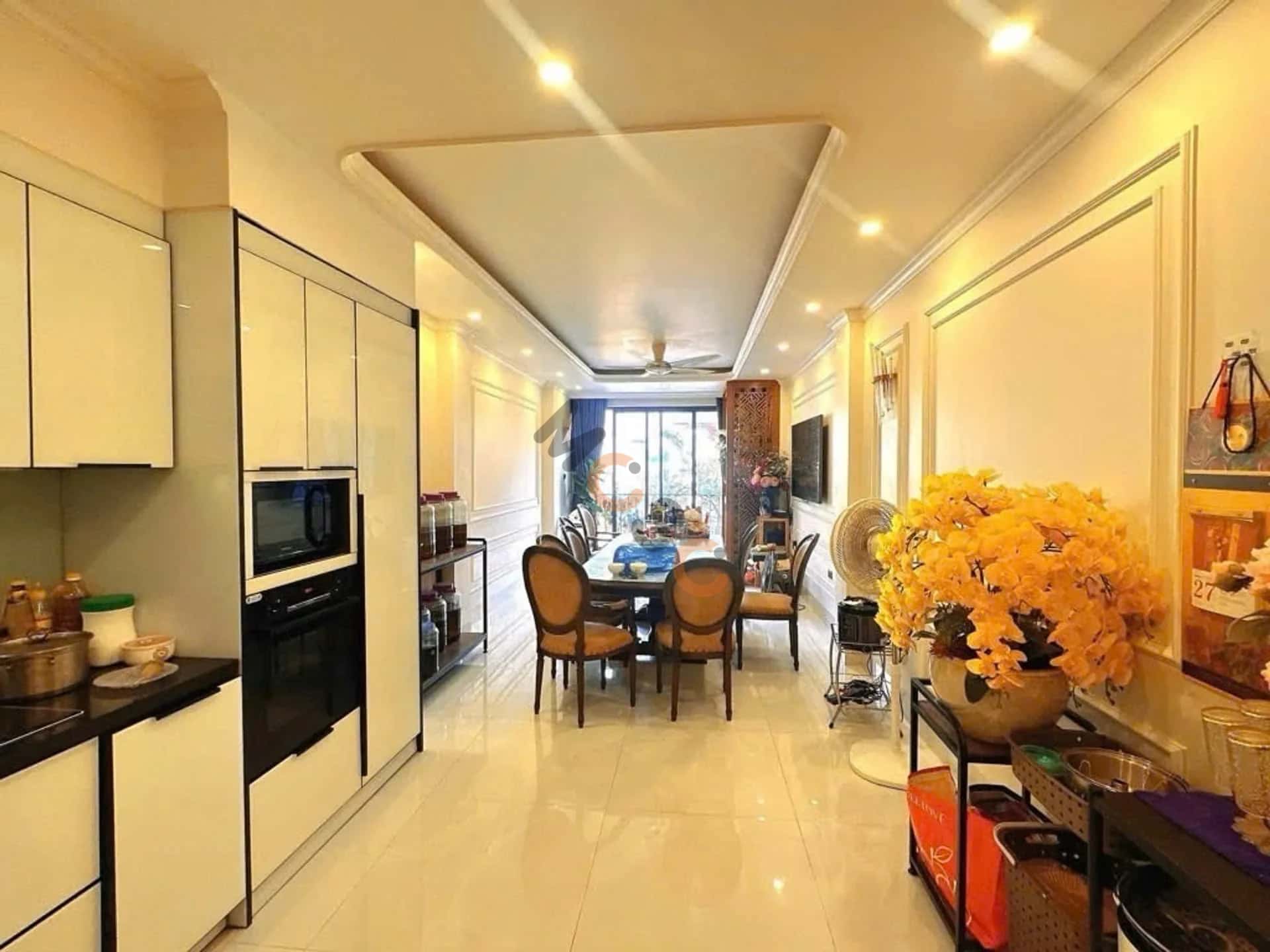 Bán nhà hẻm Thái Thịnh Quận Đống Đa, TP. Hà Nội – 7 phòng ngủ, giá 26 tỷ — Hình 3 Bán nhà hẻm Thái Thịnh Quận Đống Đa, TP. Hà Nội – 7 phòng ngủ, giá 26 tỷ — Hình 3