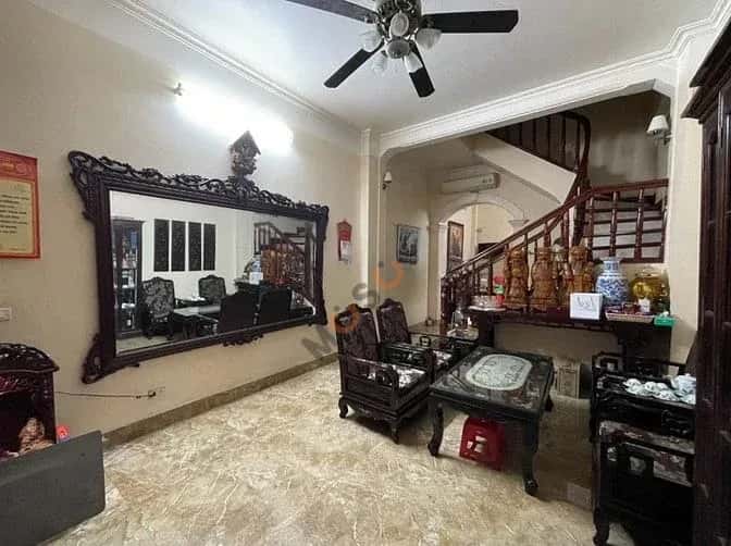 Cho thuê nhà hẻm Đường Quan Nhân Quận Thanh Xuân, Hà Nội – 3 phòng ngủ, giá 8 triệu — Hình 2