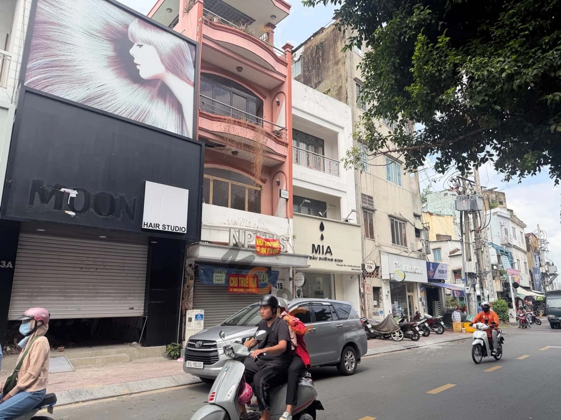 Bán nhà mặt tiền Huỳnh Văn Bánh  Quận Phú Nhuận, TP.HCM – 4 phòng ngủ, giá 23 tỷ — Hình 3