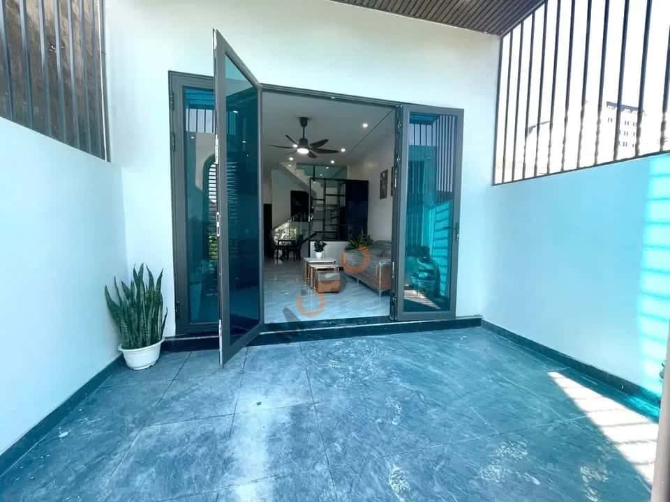 Bán nhà hẻm Khối Trung Tiến, Lý Thường Kiệt Thành phố Vinh, Nghệ An – 3 phòng ngủ, giá 3 tỷ — Hình 2