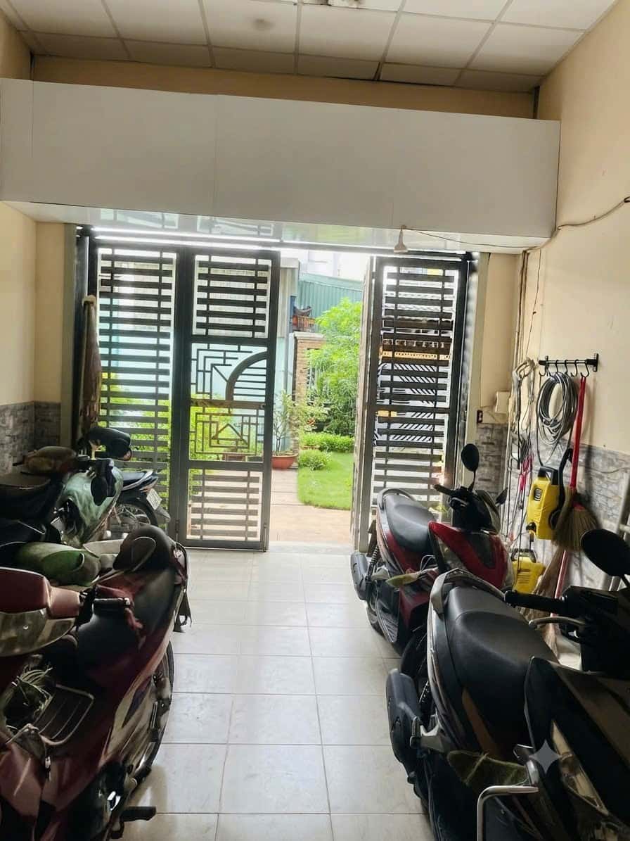 Bán nhà hẻm Liên khu 5-6 Quận Bình Tân, TP.HCM – 4 phòng ngủ, giá 5.8 tỷ