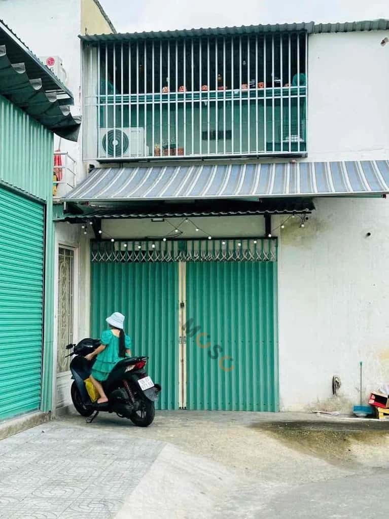 Bán nhà hẻm Hà Chương Quận 12, TP.HCM – 1 phòng ngủ, giá 6.2 tỷ — Hình 2 Bán nhà hẻm Hà Chương Quận 12, TP.HCM – 1 phòng ngủ, giá 6.2 tỷ — Hình 2