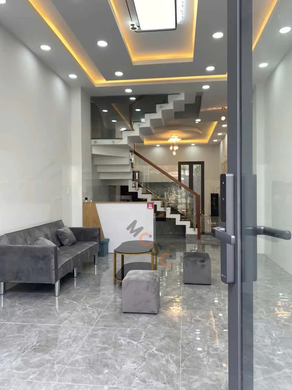 Bán nhà hẻm Nguyễn Súy  Quận Tân Phú, TP.HCM – 5 phòng ngủ, giá 8.7 tỷ — Hình 3