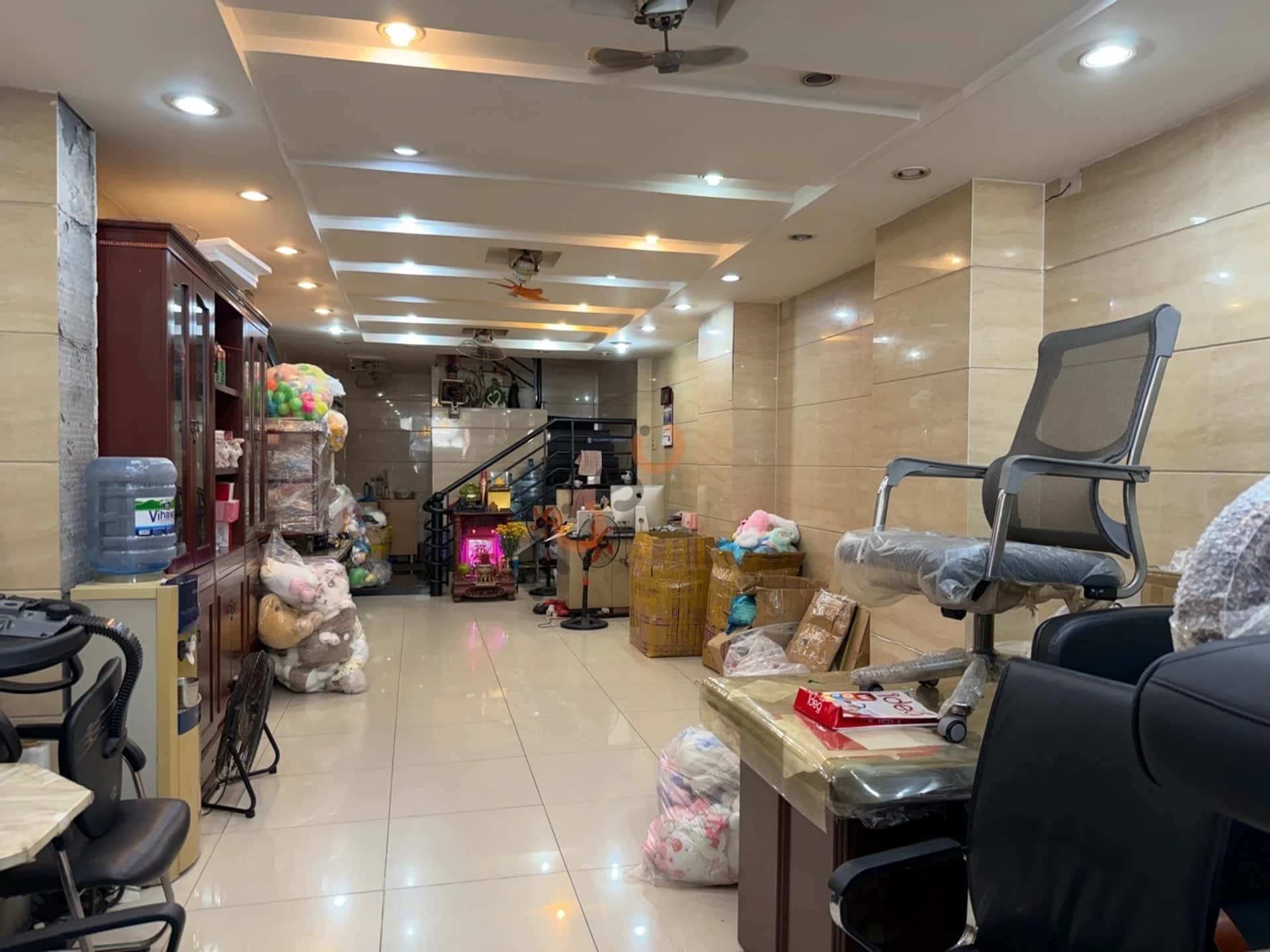 Bán nhà mặt tiền Nguyễn Thị Minh Khai  Quận 3, TP.HCM – 8 phòng ngủ, giá 58 tỷ — Hình 2