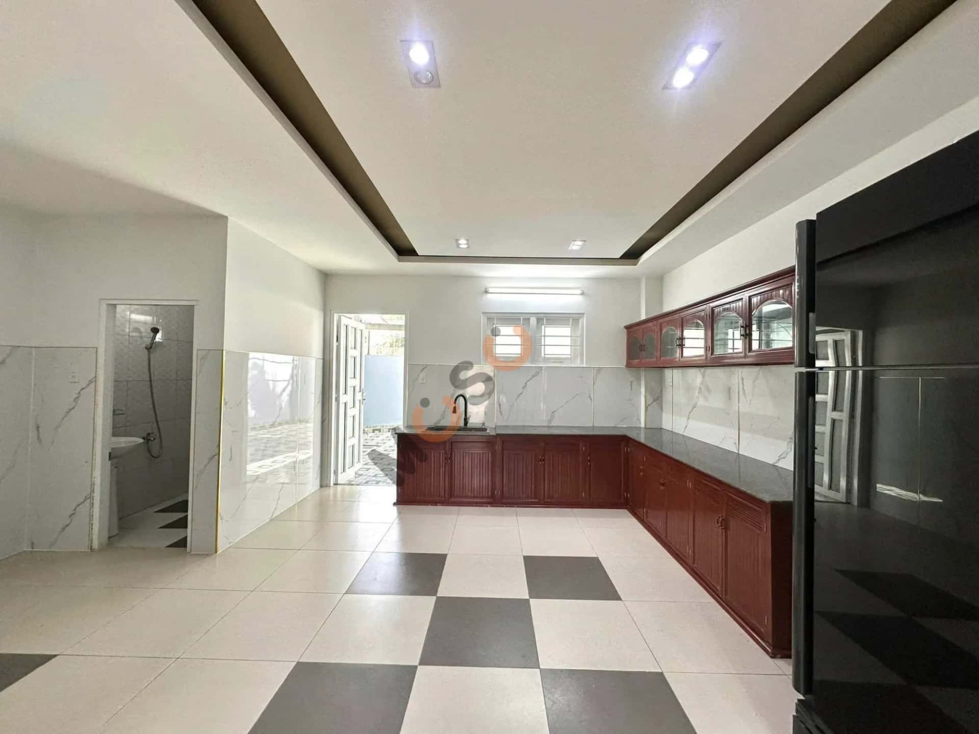Bán nhà mặt tiền KDC Vĩnh Điềm Trung Thành phố Nha Trang, Khánh Hòa – 3 phòng ngủ, giá 10 tỷ — Hình 3