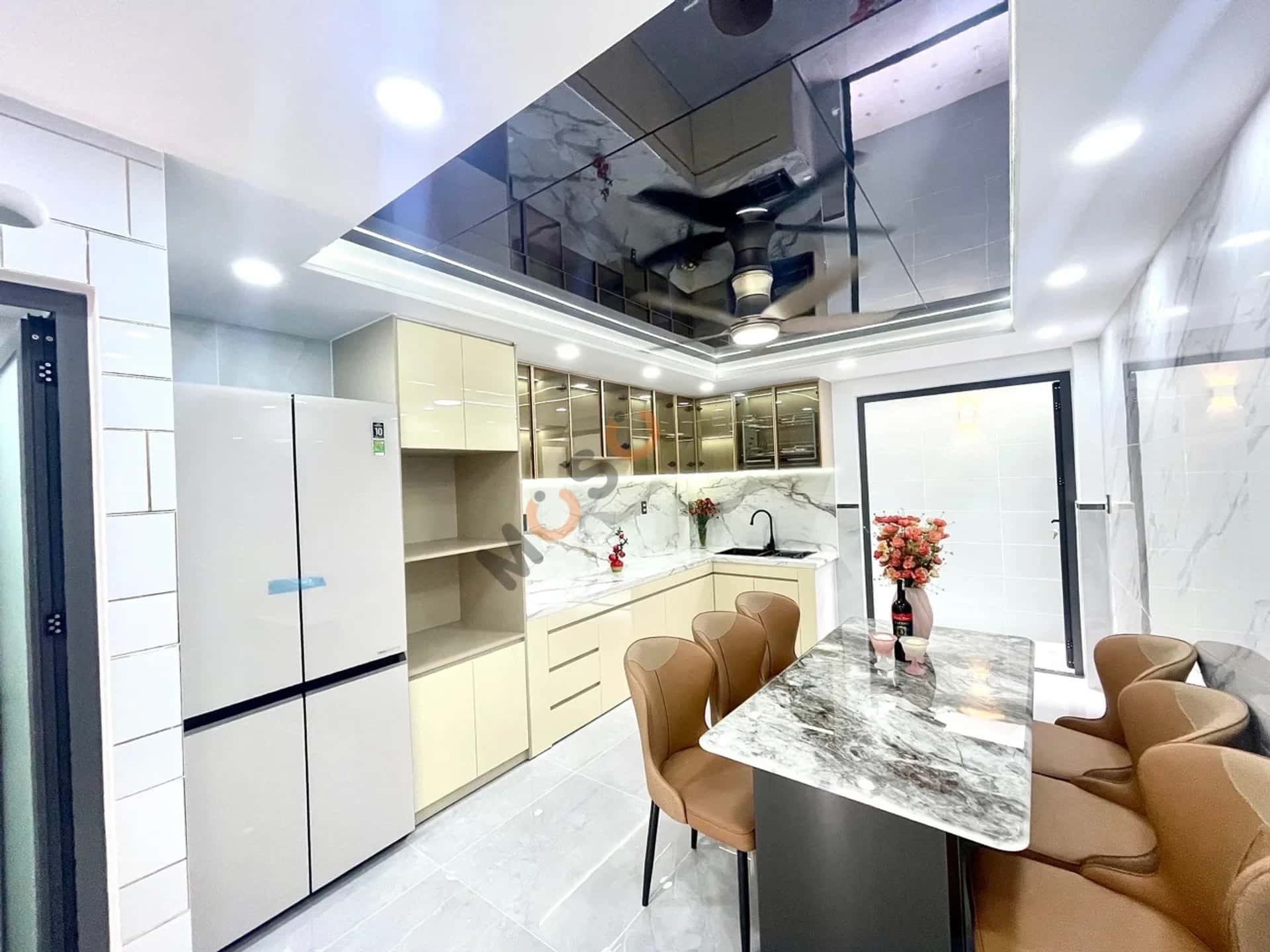 Bán nhà mặt tiền Quang trung Quận Gò Vấp, TP.HCM – 4 phòng ngủ, giá 8.3 tỷ — Hình 2