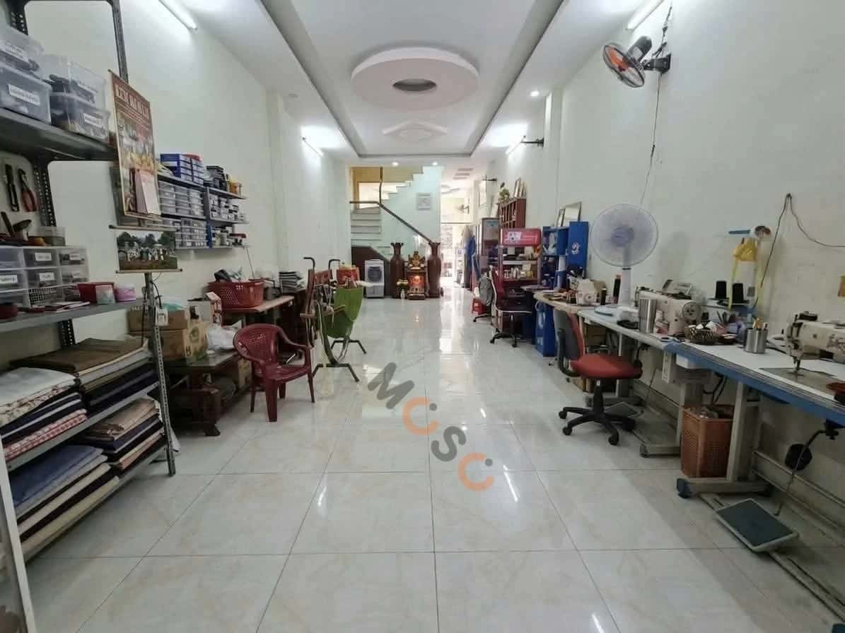 Bán nhà mặt tiền Đông Thạnh 4-2 Huyện Hóc Môn, TP.HCM – 3 phòng ngủ, giá 4.8 tỷ — Hình 2 Bán nhà mặt tiền Đông Thạnh 4-2 Huyện Hóc Môn, TP.HCM – 3 phòng ngủ, giá 4.8 tỷ — Hình 2