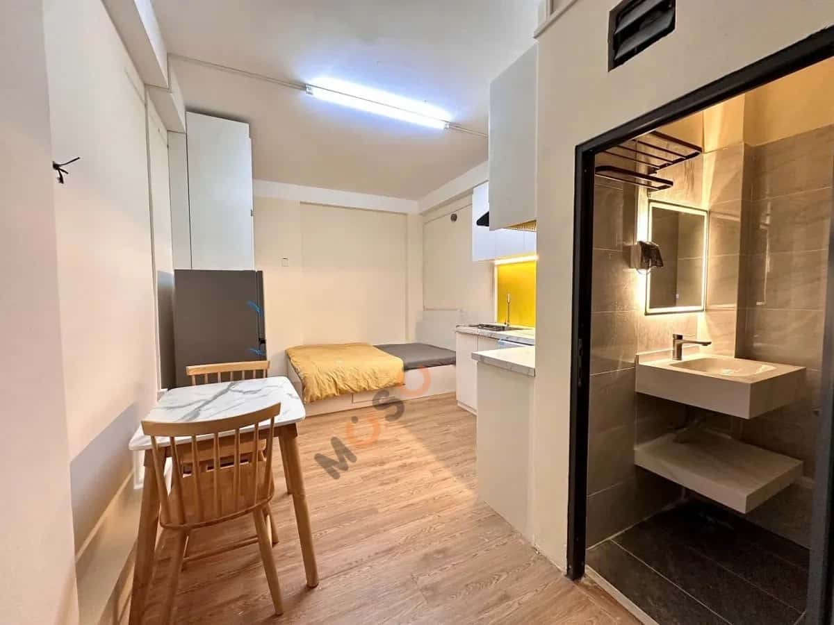 Cho thuê căn hộ chung cư Hẻm 379 Thống Nhất Quận 5, TP.HCM – 1 phòng ngủ, giá 5 triệu — Hình 2