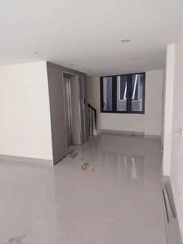 Cho thuê nhà mặt tiền Nguyễn Văn Viên Hai Bà Trưng, Hà Nội – giá 38 triệu — Hình 3