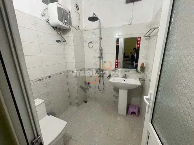 Cho thuê nhà hẻm Nguyễn Đức Cảnh Hoàng Mai, Hà Nội – 3 phòng ngủ, giá 12 triệu — Hình 3