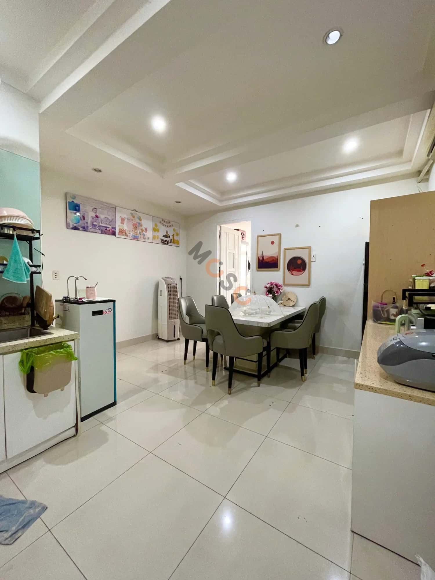 Bán nhà hẻm Cách Mạng Tháng 8  Quận 10, TP.HCM – 3 phòng ngủ, giá 19.5 tỷ — Hình 2