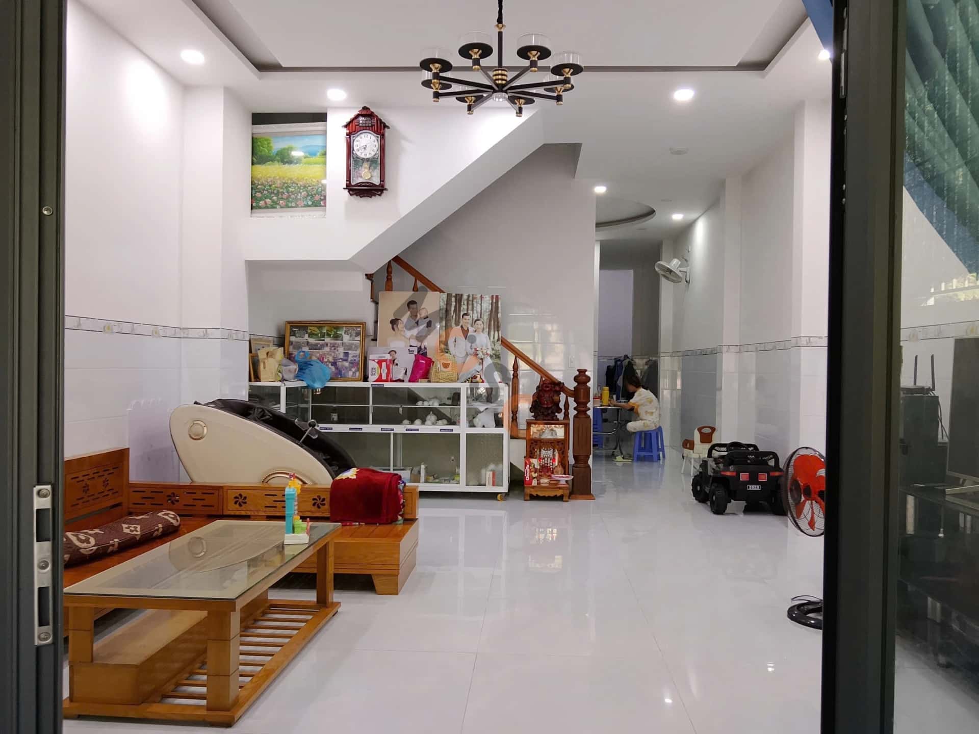 Bán nhà mặt tiền Nguyễn Tất Thành  Thành phố Nha Trang, Khánh Hòa – 5 phòng ngủ, giá 5.5 tỷ — Hình 2
