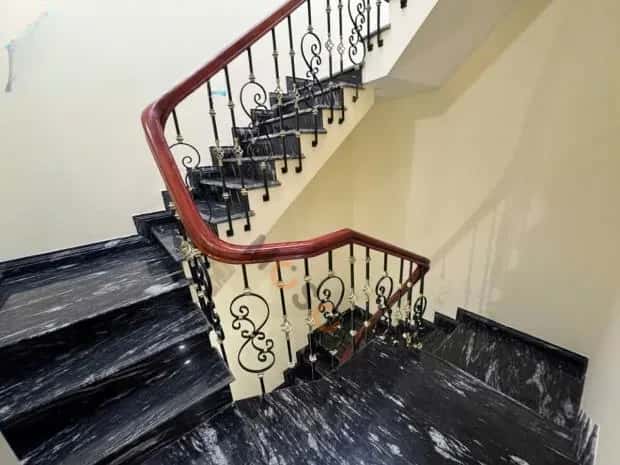 Cho thuê nhà hẻm Chùa Láng Đống Đa, Hà Nội – giá 61 triệu — Hình 3