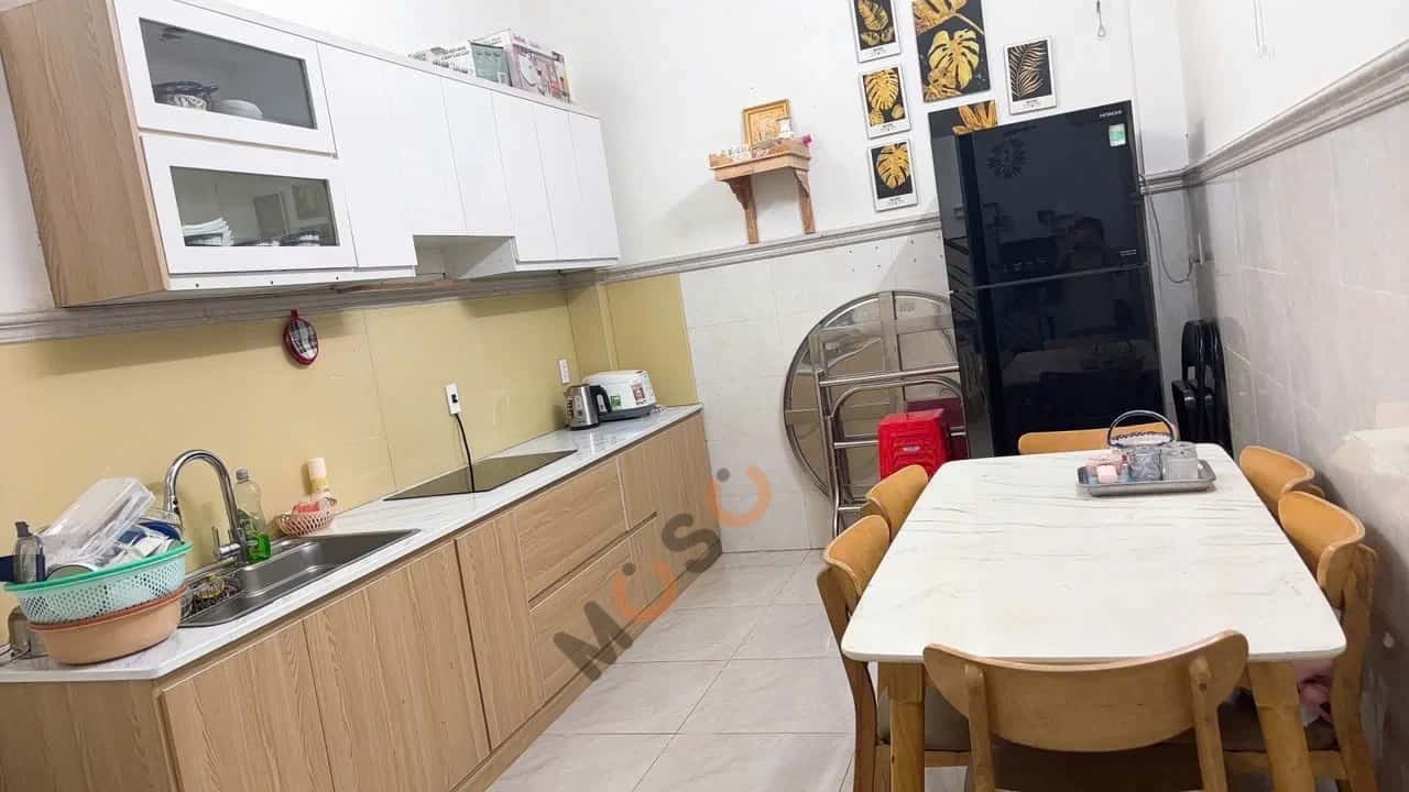 Bán nhà hẻm đường số 18 Quận Gò Vấp, TP.HCM – 4 phòng ngủ, giá 4.7 tỷ — Hình 2