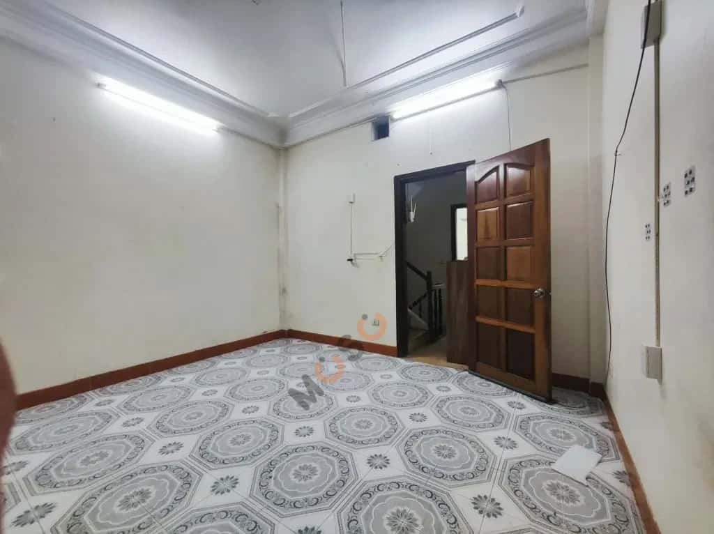 Cho thuê nhà hẻm Ngoc Ha, Ha Noi – 4 phòng ngủ, giá 11 triệu — Hình 3
