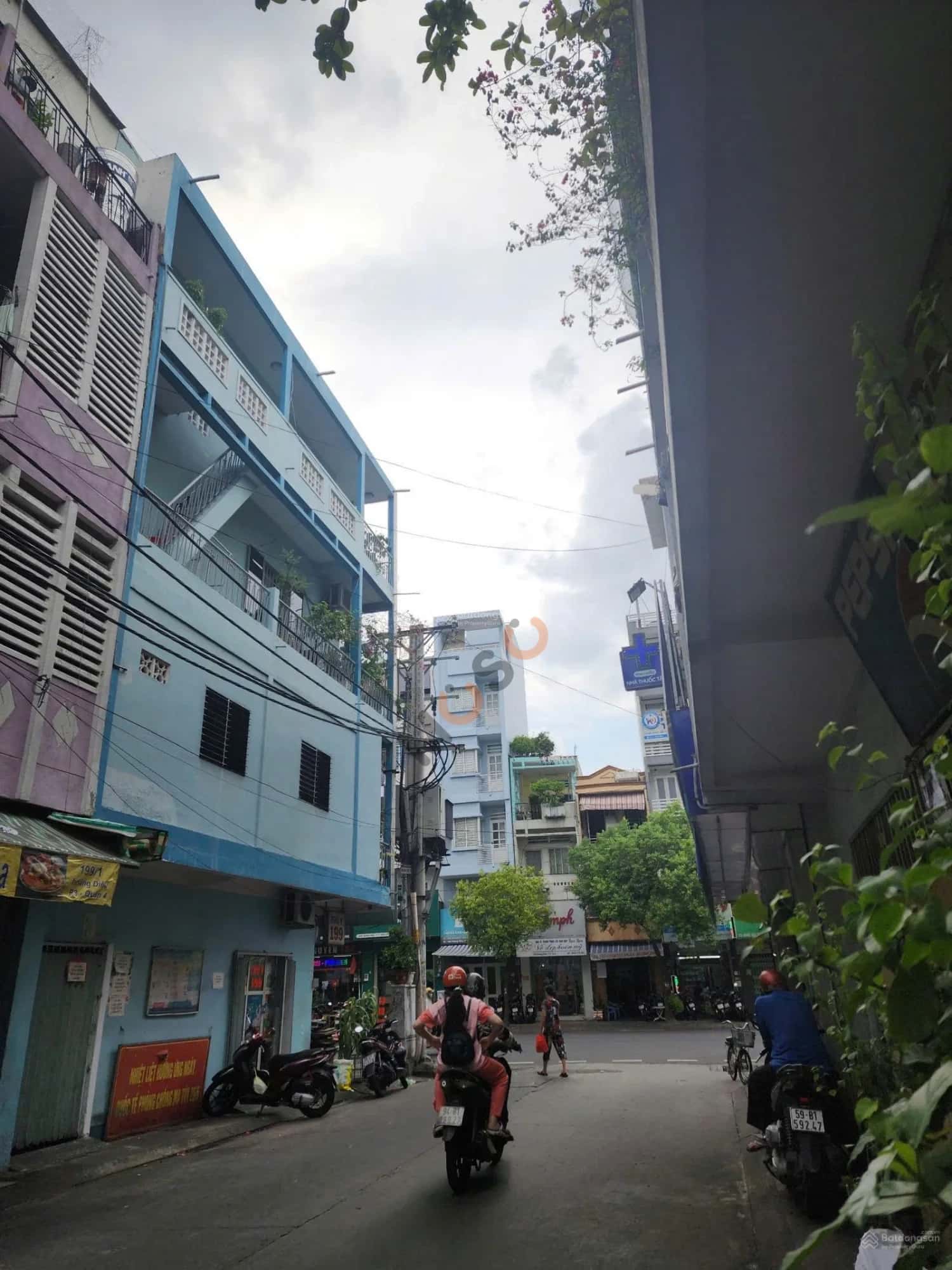 Bán nhà mặt tiền Hoàng Diệu Quận 4, TP.HCM – 3 phòng ngủ, giá 12.8 tỷ — Hình 2