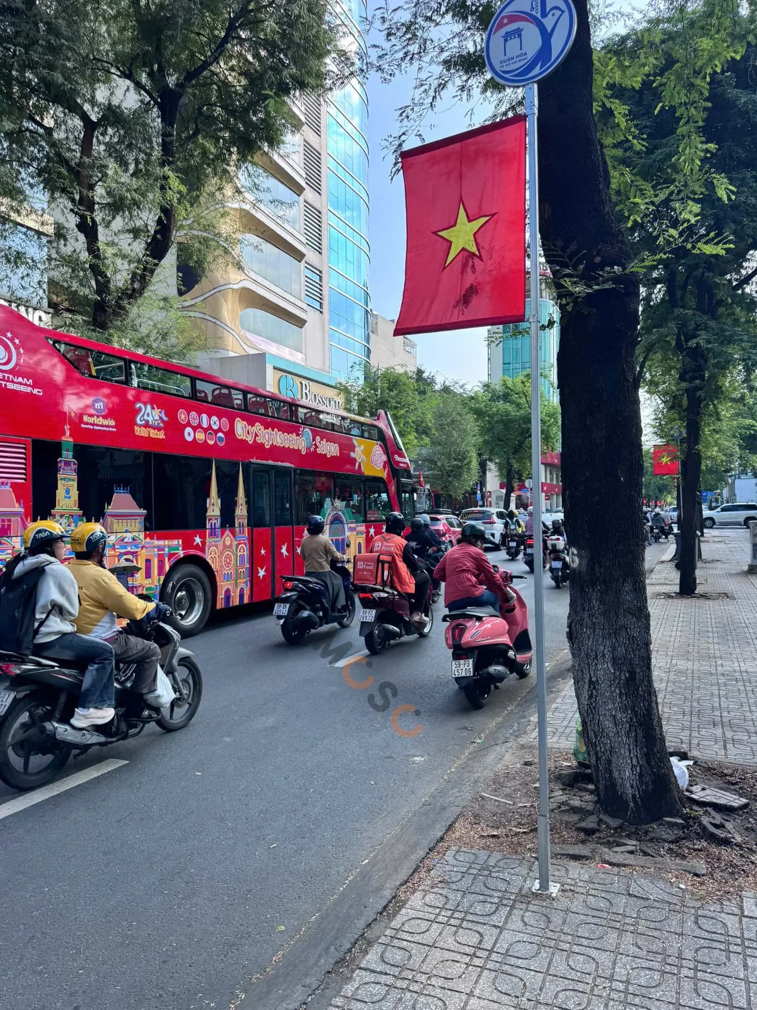 Cho thuê nhà mặt tiền Võ Văn Tần Quận 3, TP.HCM – 1 phòng ngủ, giá 200 triệu — Hình 3 Cho thuê nhà mặt tiền Võ Văn Tần Quận 3, TP.HCM – 1 phòng ngủ, giá 200 triệu — Hình 3