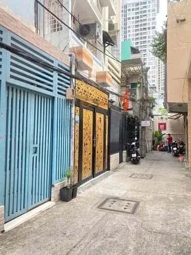 Cho thuê nhà hẻm Nguyễn Khoái Quận 4, TP.HCM – 2 phòng ngủ, giá 15 triệu — Hình 2