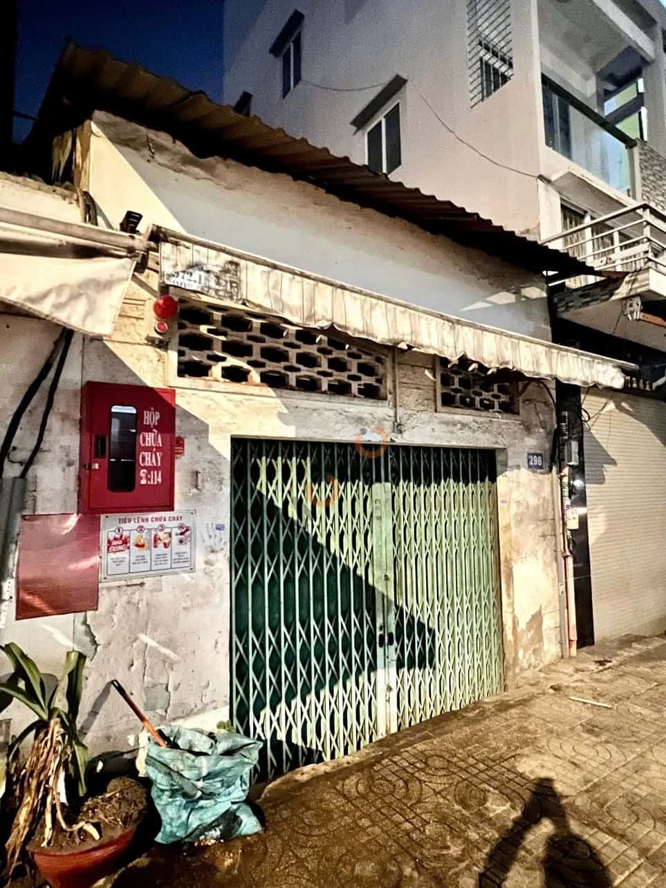 Bán nhà mặt tiền Gia Phú Quận 6, TP.HCM – 1 phòng ngủ, giá 15.2 tỷ — Hình 2 Bán nhà mặt tiền Gia Phú Quận 6, TP.HCM – 1 phòng ngủ, giá 15.2 tỷ — Hình 2