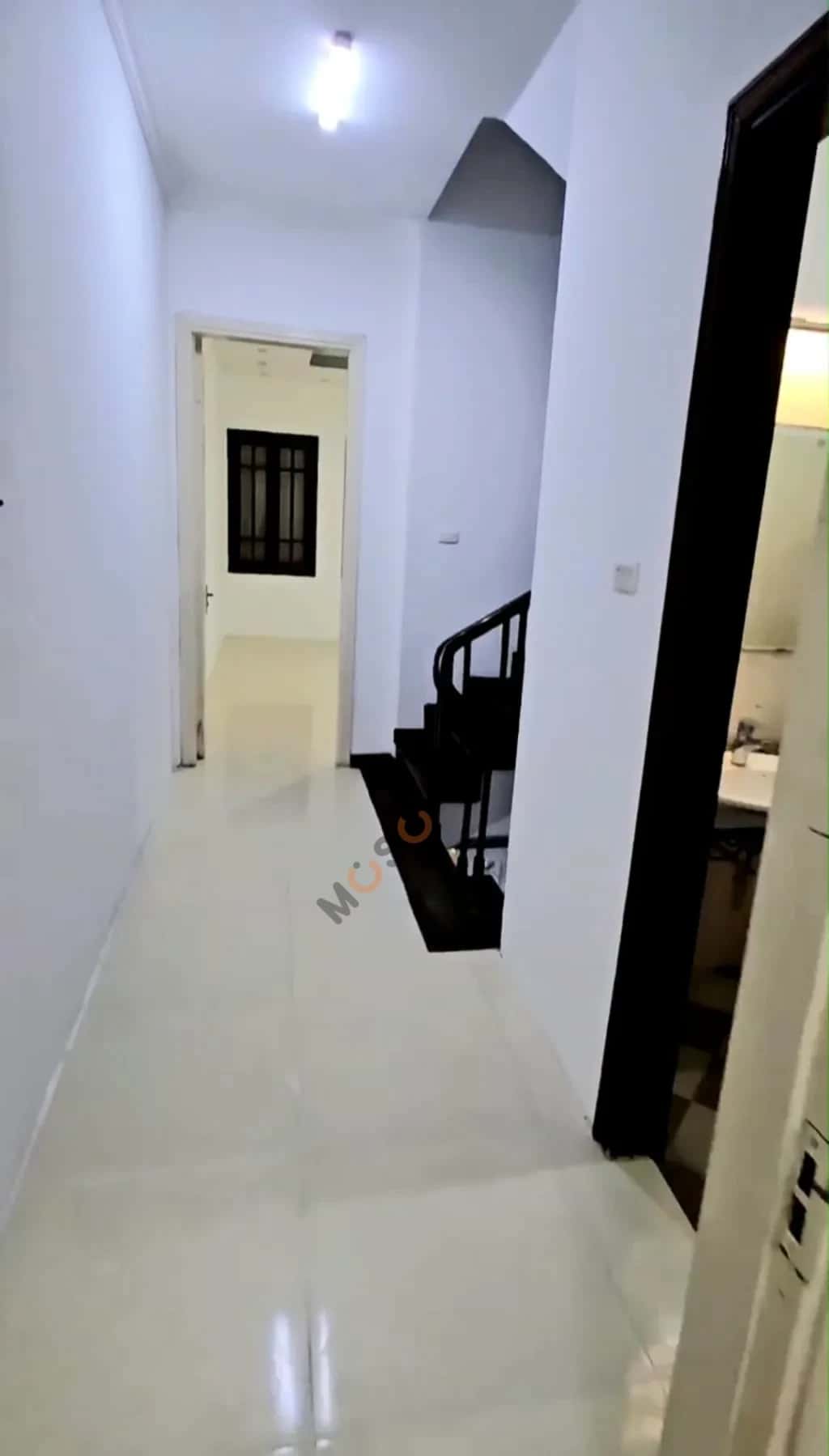 Cho thuê nhà mặt tiền Thái hà Đống Đa, Hà Nội – giá 25 triệu — Hình 3