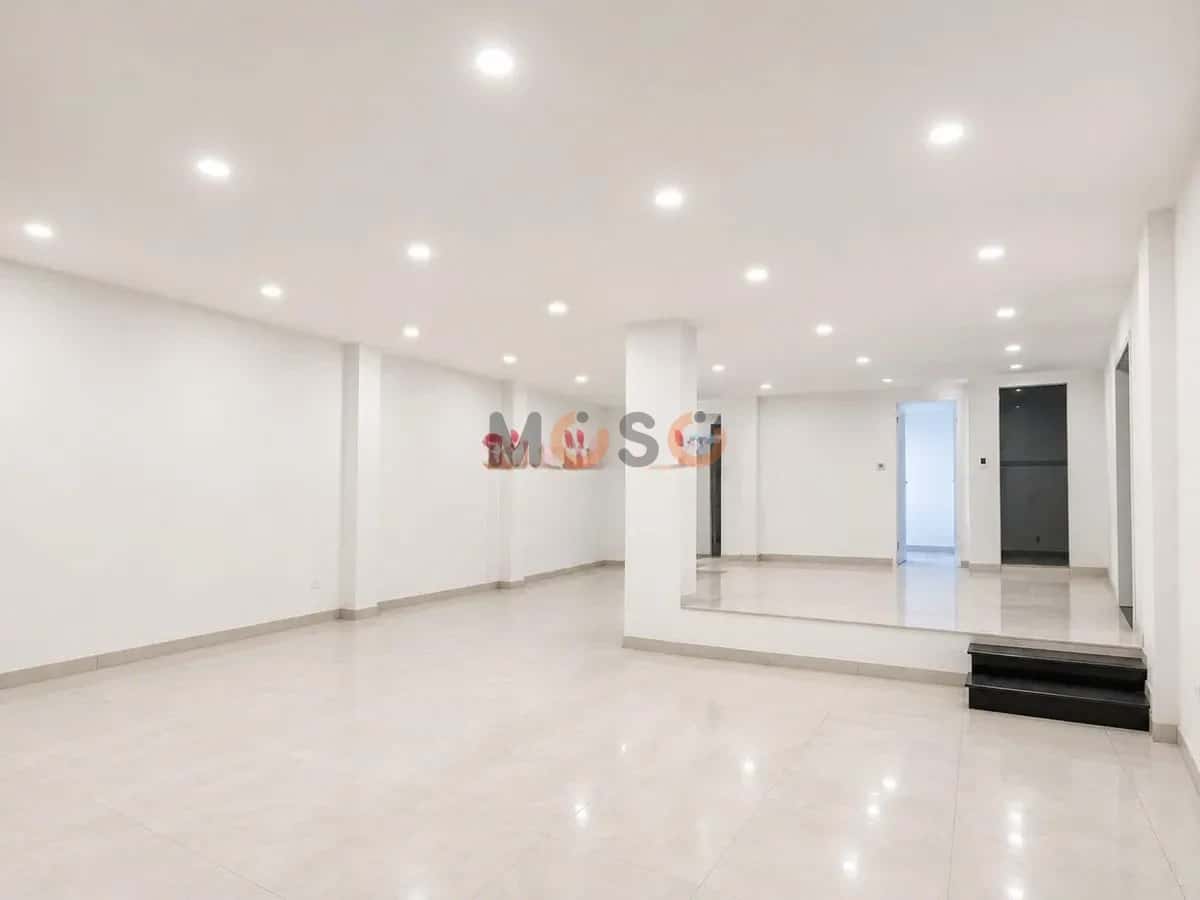 Cho thuê nhà mặt tiền Đường Ngô Gia Tự Quận 10, TP.HCM – giá 70 triệu — Hình 2