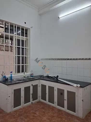 Cho thuê văn phòng Đường Lê Thị Hồng Gò Vấp, TP.HCM – 4 phòng ngủ, giá 15 triệu — Hình 3
