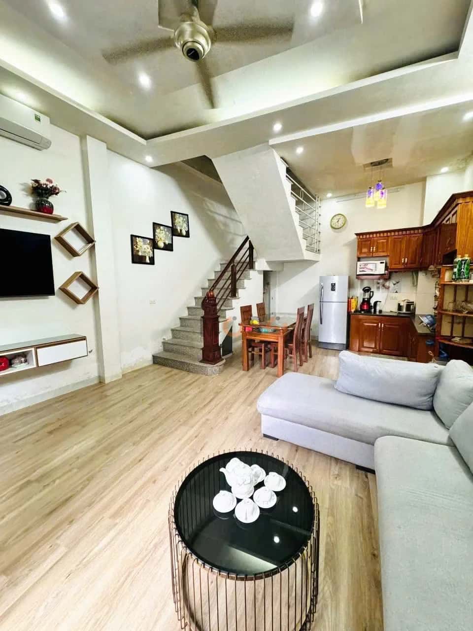 Bán nhà mặt tiền Khu HC 13 (Xóm Láp) Thành phố Vĩnh Yên, Vĩnh Phúc – 3 phòng ngủ, giá 2.4 tỷ — Hình 2