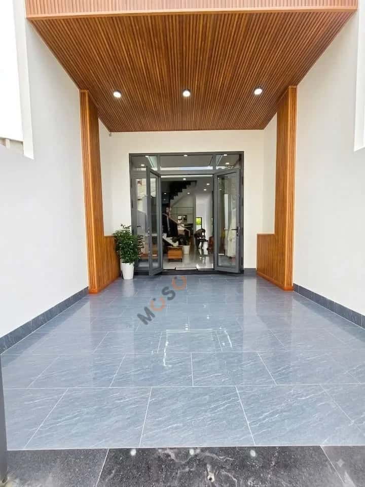 Bán nhà hẻm Khu phố 8 Thành phố Thủ Dầu Một, Bình Dương – 3 phòng ngủ, giá 4.2 tỷ — Hình 2