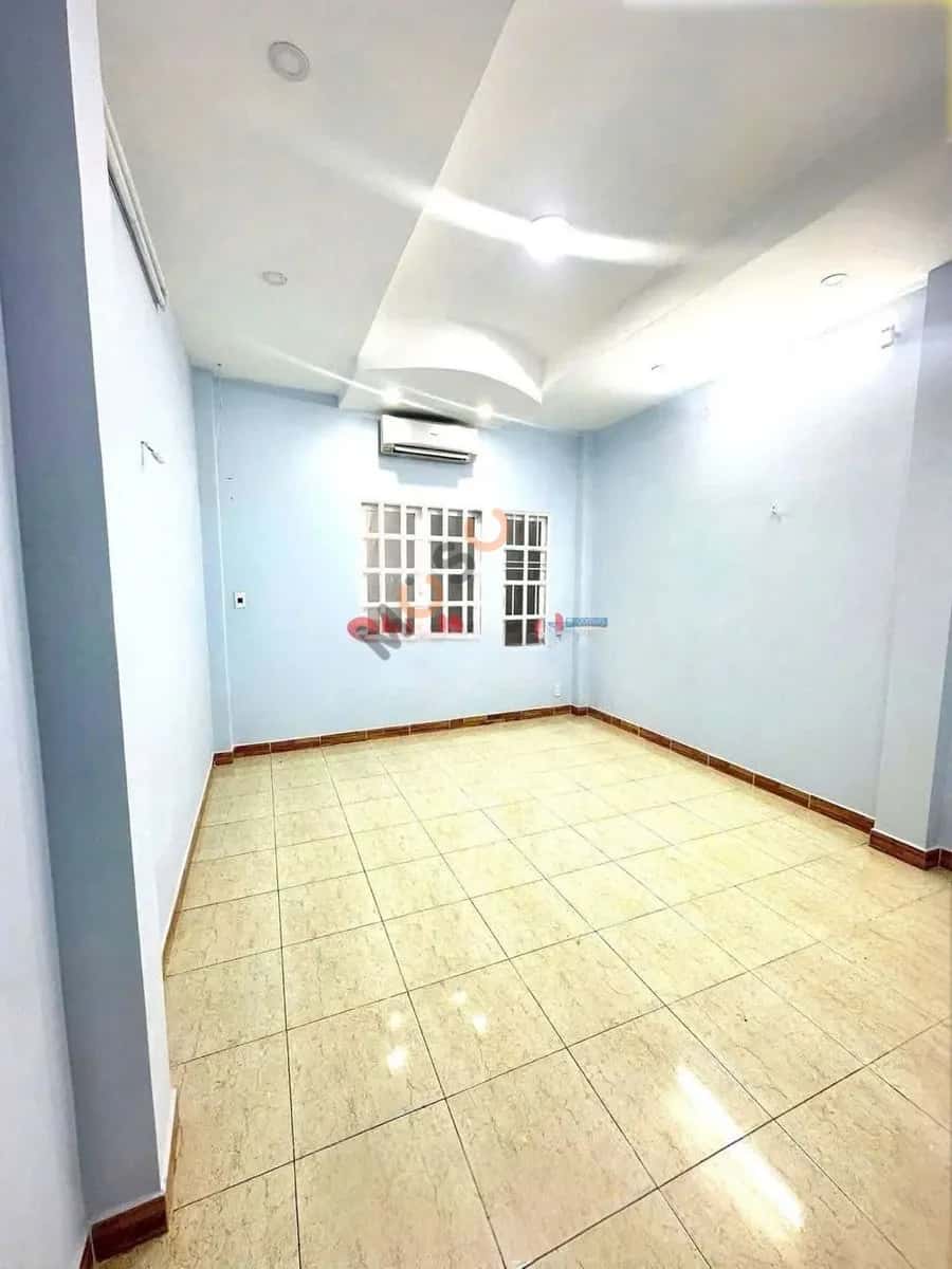 Cho thuê nhà hẻm Đường Lê Văn Sỹ Tân Bình, TP.HCM – 4 phòng ngủ, giá 25 triệu — Hình 2