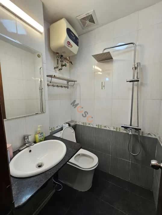 Cho thuê nhà hẻm Ngõ 91 Tây Hồ, Hà Nội – 6 phòng ngủ, giá 30 triệu — Hình 3