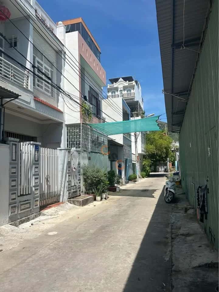 Bán nhà hẻm Nguyễn Dữ Thành phố Nha Trang, Khánh Hòa – 2 phòng ngủ, giá 4.6 tỷ — Hình 2