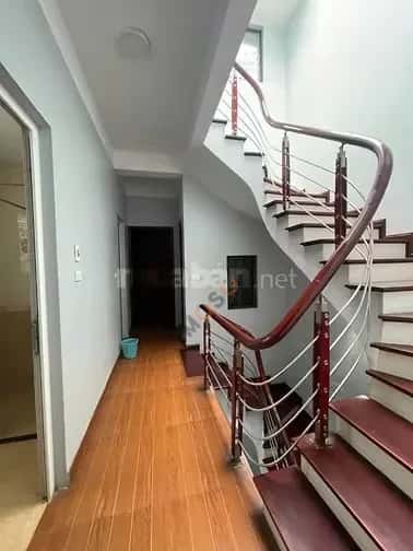 Cho thuê nhà hẻm Phố Đội Cấn Ba Đình, Hà Nội – 6 phòng ngủ, giá 20 triệu — Hình 3