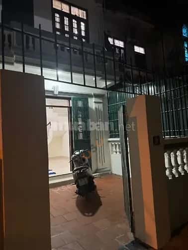 Cho thuê nhà hẻm Phố Trịnh Đình Cửu Hoàng Mai, Hà Nội – 4 phòng ngủ, giá 12 triệu — Hình 3