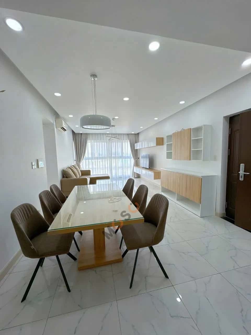 Cho thuê căn hộ chung cư Đường Nguyễn Văn Linh Quận 7, TP.HCM – 2 phòng ngủ, giá 28 triệu — Hình 2