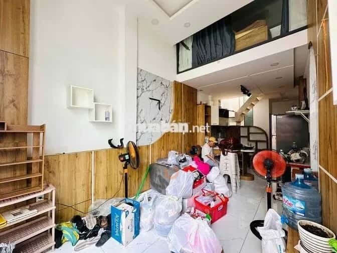Cho thuê căn hộ chung cư Đường Xô Viết Nghệ Tĩnh Quận Bình Thạnh, TP.HCM – 3 phòng ngủ, giá 18.5 triệu — Hình 2