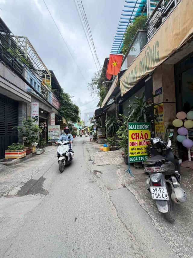 Bán nhà hẻm Liên Khu 5 - 6 Quận Bình Tân, TP.HCM – 3 phòng ngủ, giá 5.8 tỷ