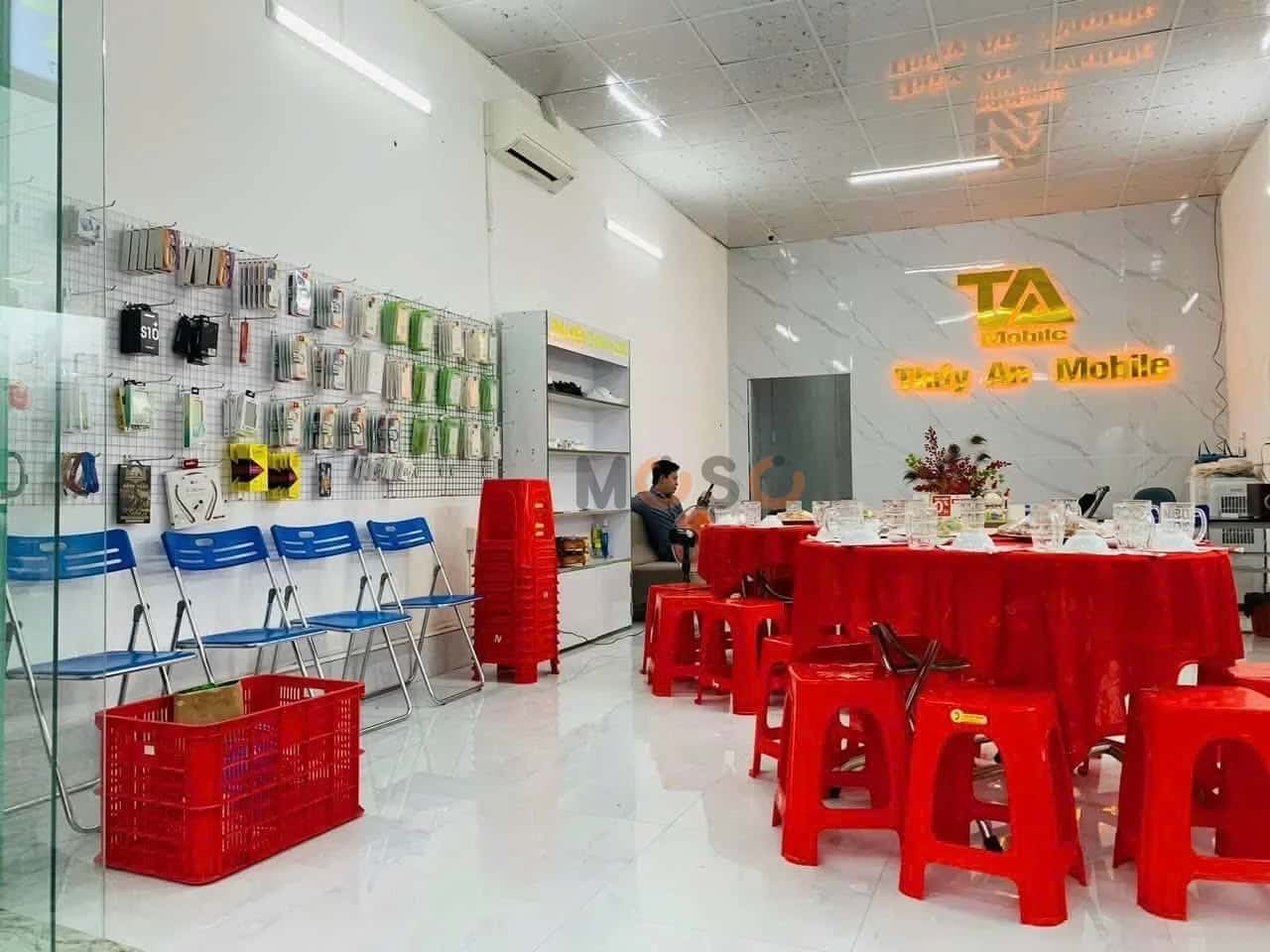 Bán nhà mặt tiền Đồng Văn Cống Quận Bình Thuỷ, TP. Cần Thơ – 2 phòng ngủ, giá 5.9 tỷ — Hình 2
