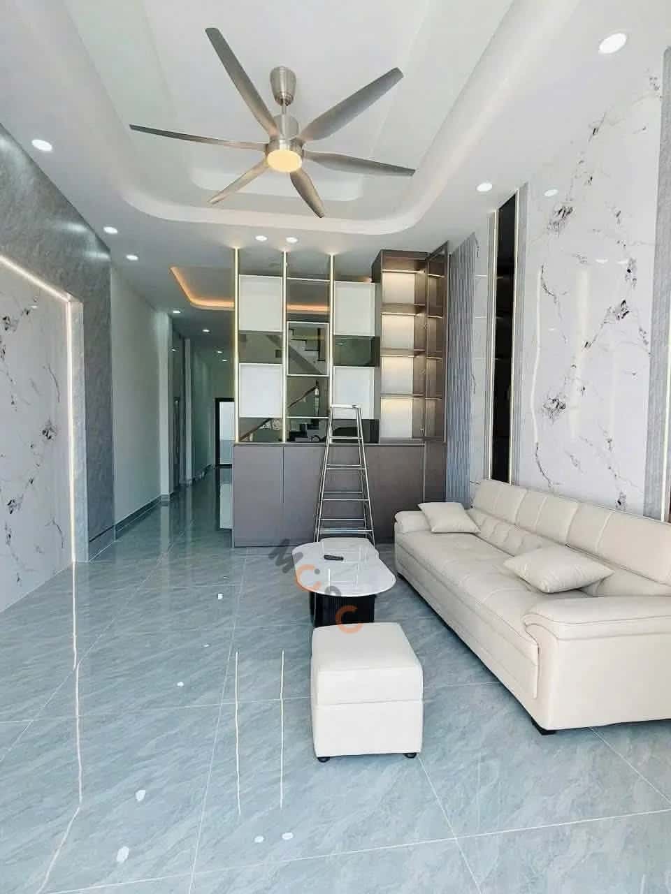 Bán nhà mặt tiền Lộc Trung Huyện Cần Giuộc, Long An – 3 phòng ngủ, giá 2.6 tỷ — Hình 3