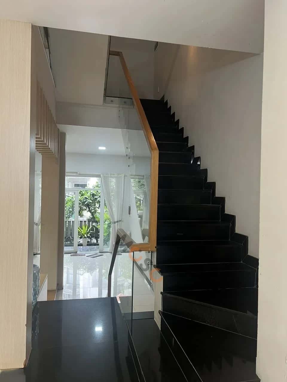 Cho thuê nhà hẻm Hưng Phước 4 Quận 7, TP.HCM – giá 53 triệu — Hình 3