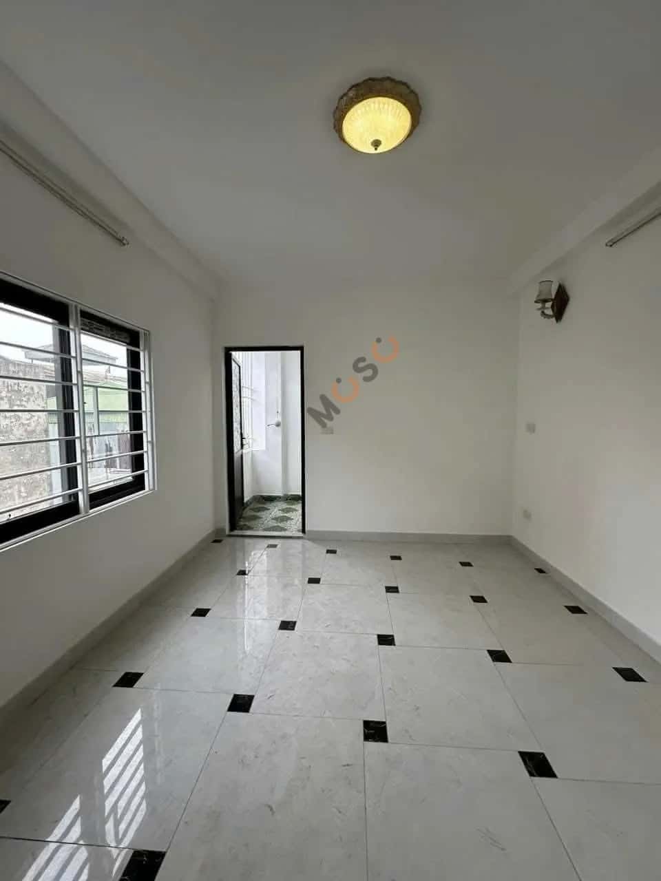 Cho thuê nhà hẻm Lê Trọng Tấn Hà Đông, Hà Nội – 3 phòng ngủ, giá 10 triệu — Hình 2