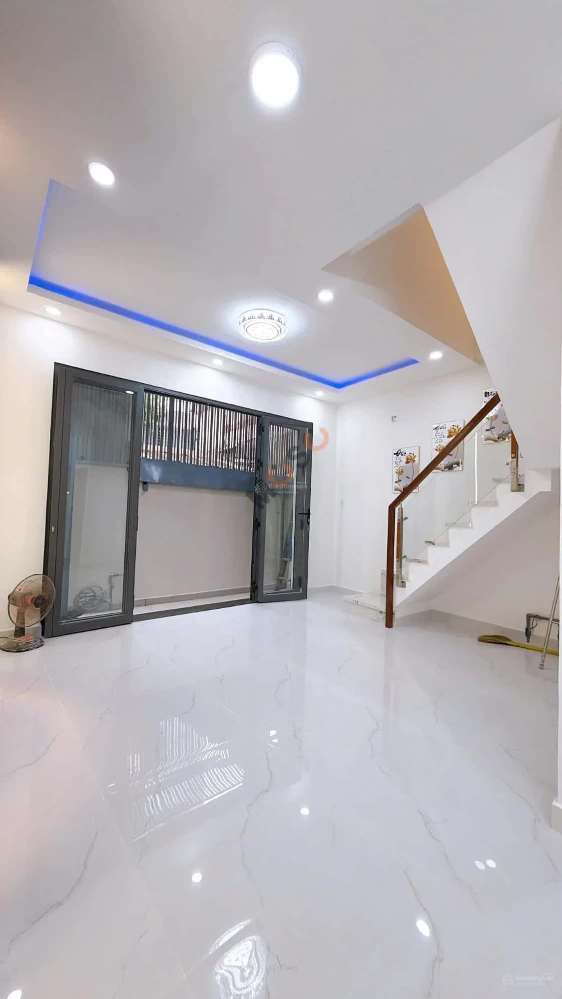 Bán nhà hẻm Đoàn Văn Bơ Quận 4, TP.HCM – 4 phòng ngủ, giá 5.3 tỷ — Hình 2