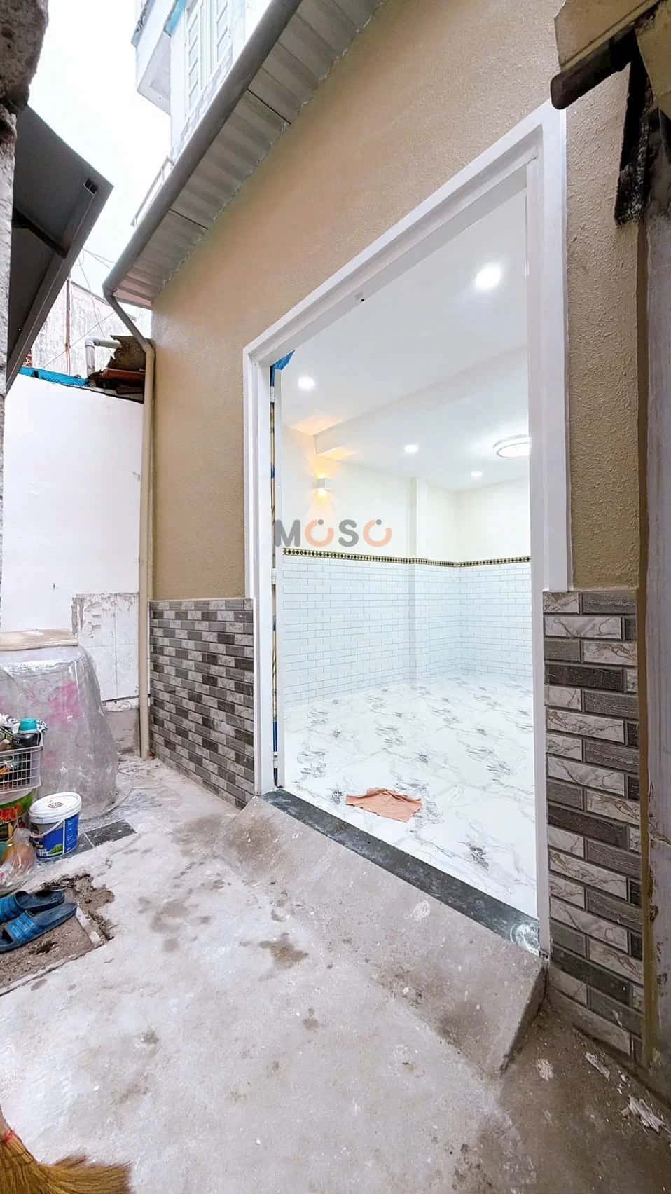 Bán nhà hẻm Bến Vân Đồn Quận 4, TP.HCM – 2 phòng ngủ, giá 3 tỷ